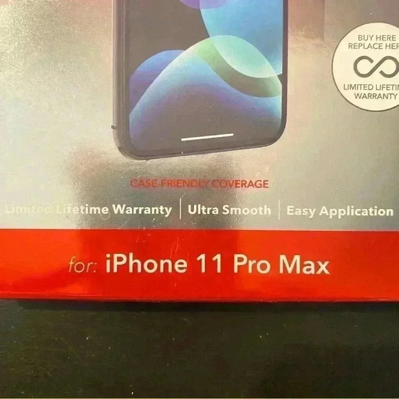 iPhone 11 Pro Max Screen Protector - Picture 2 of 4